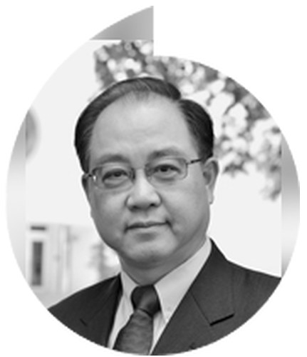 Le professeur Jiang Bo